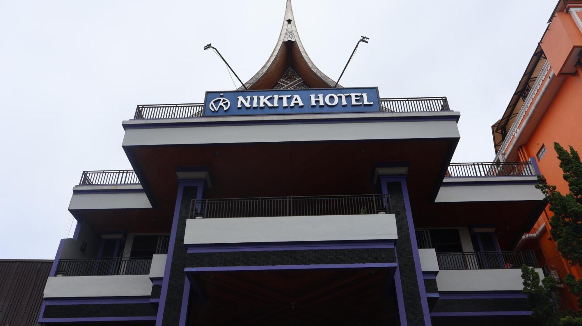 Nikita Hotel Bukittinggi Ngoại thất bức ảnh