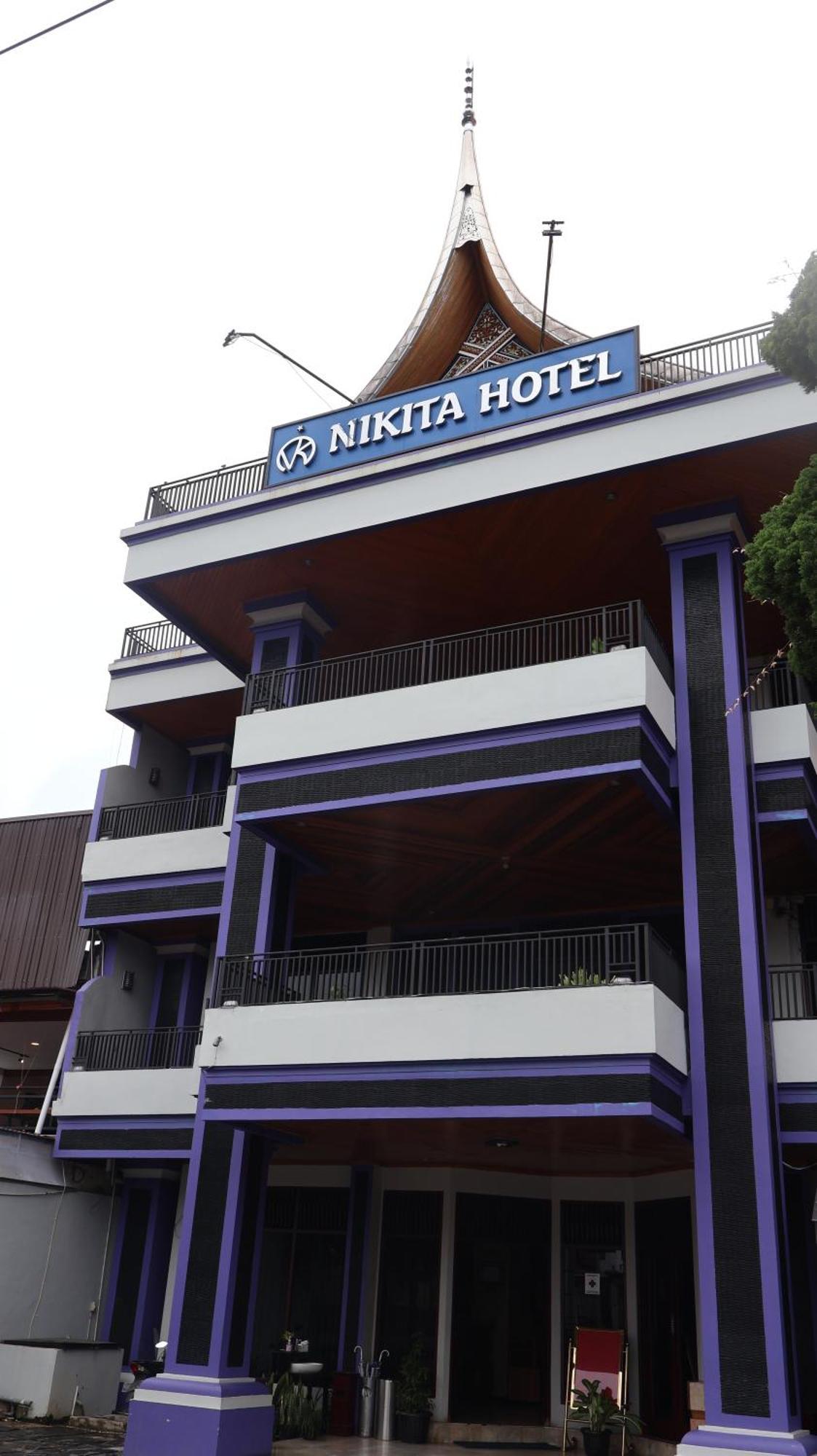 Nikita Hotel Bukittinggi Ngoại thất bức ảnh