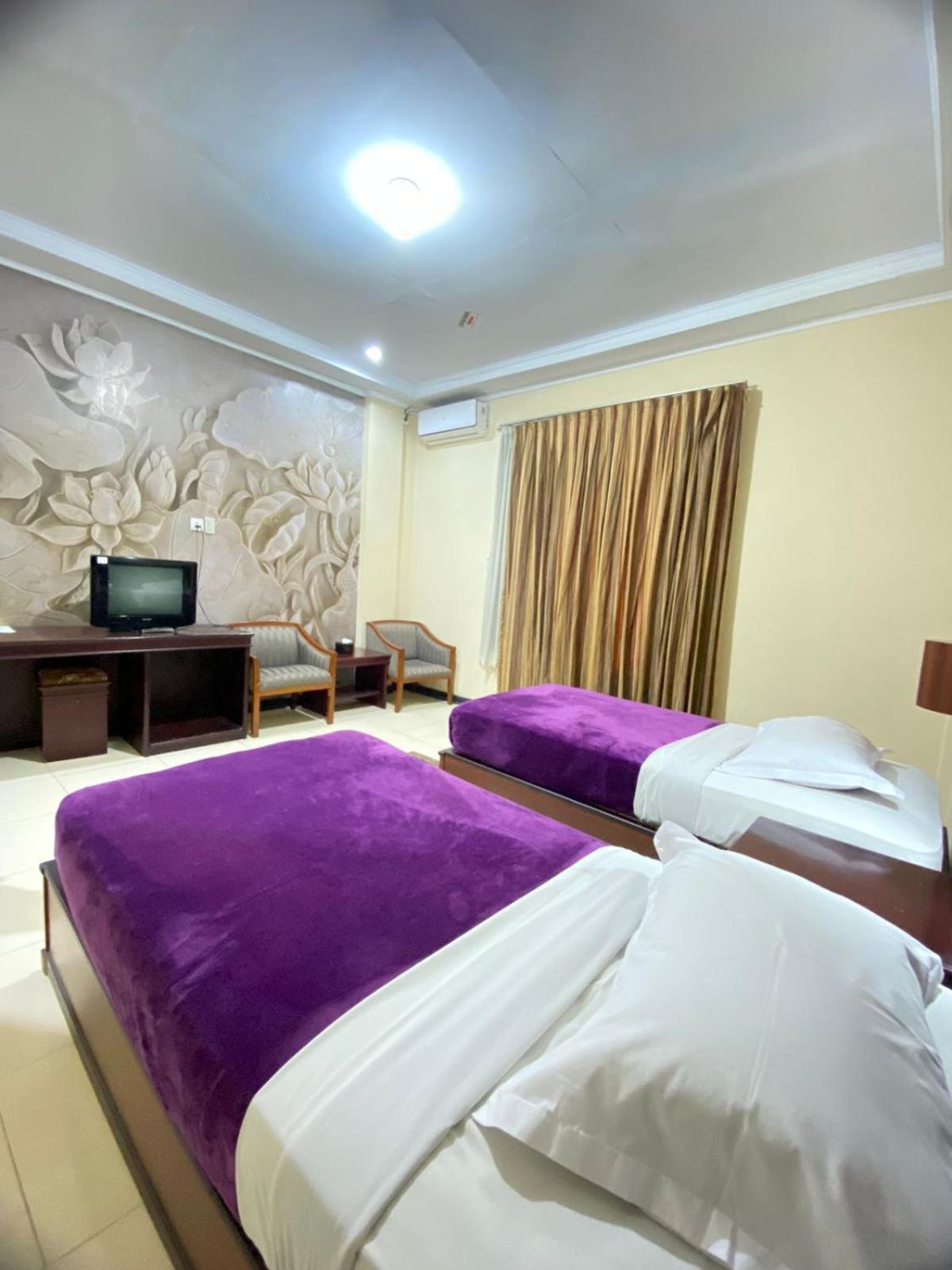 Nikita Hotel Bukittinggi Ngoại thất bức ảnh